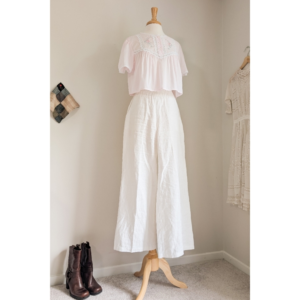 R E W O R K E D Vintage :: Pink Floral Embroidered Lace Trim 90s Cottage Blouse - Picture 2 of 15